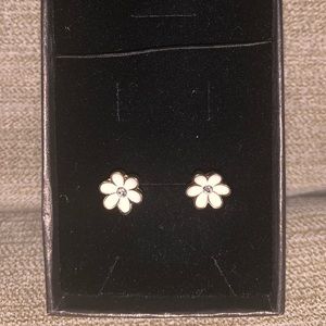 White Sunflower Earrings